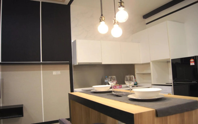 Twin Galaxy Suites