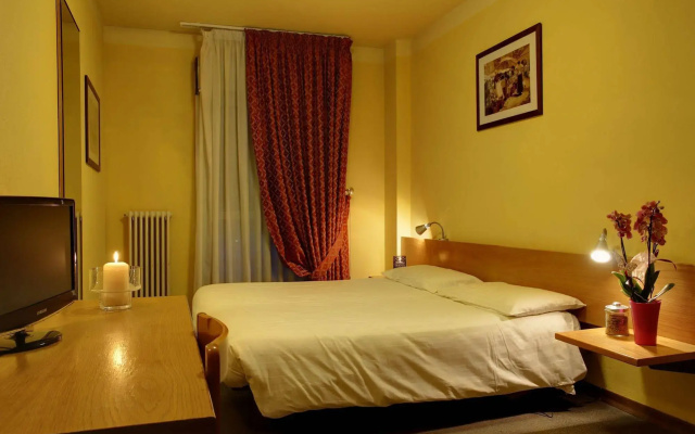 Hotel Rendez Vous