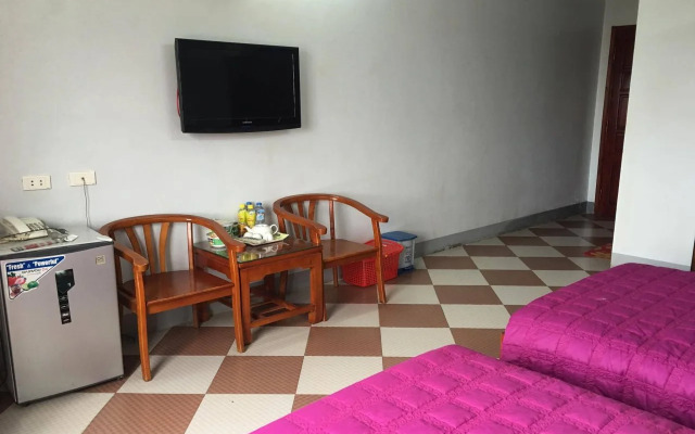 Khách Sạn Hoàng Gia 1