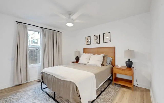Stylish Nashville Getaway With Free Parking