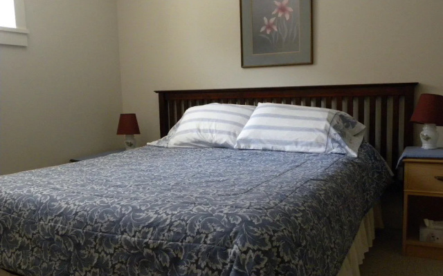 Hillcrest Avenue Bed & Breakfast