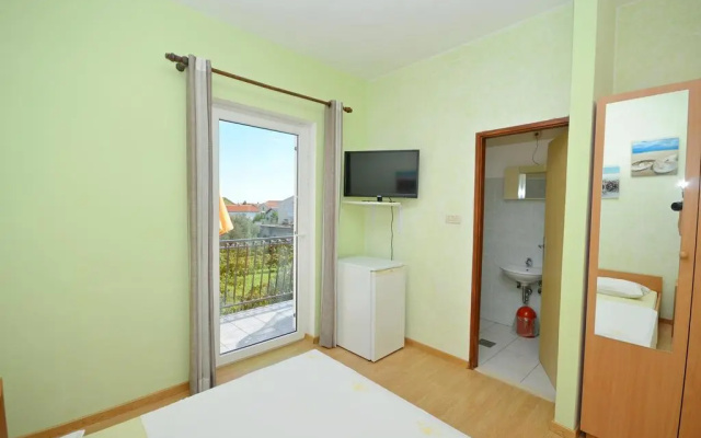 Apartment and Rooms Ivana