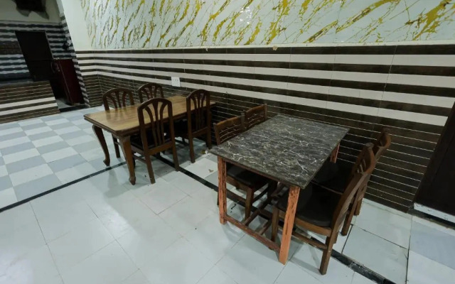 Omji Ashram Vrindavan