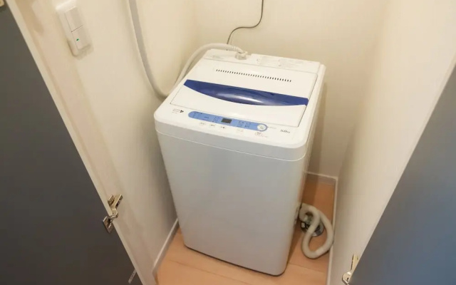 Convertel Higashi-Magome House