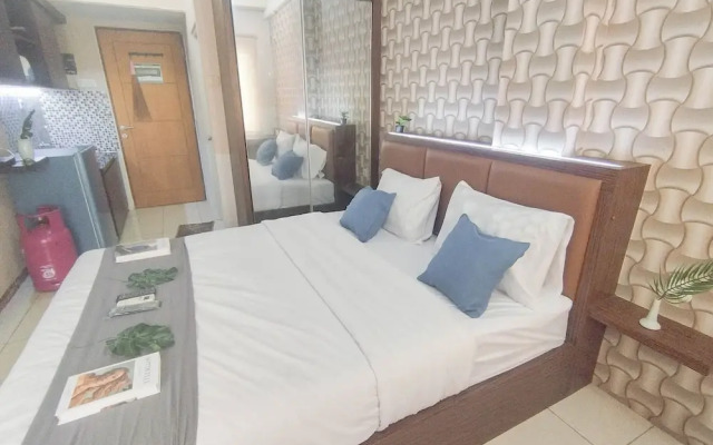 Studio Minimalist And Warm At Pavilion Permata Apartment