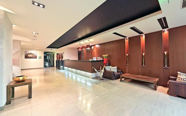 Hotel Cubix