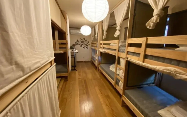 Tsuruya Guesthouse