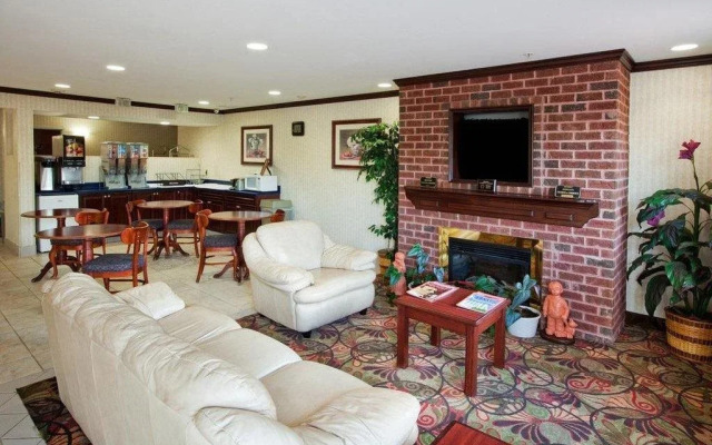 Country Hearth Inn Knightdale Raleigh