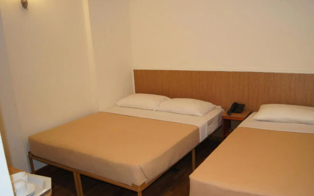 Arianna Hotel