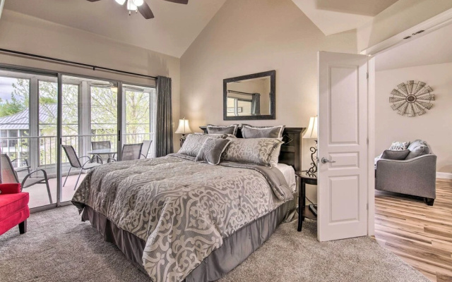 Cozy + Deluxe Branson Condo w/ Covered Balcony