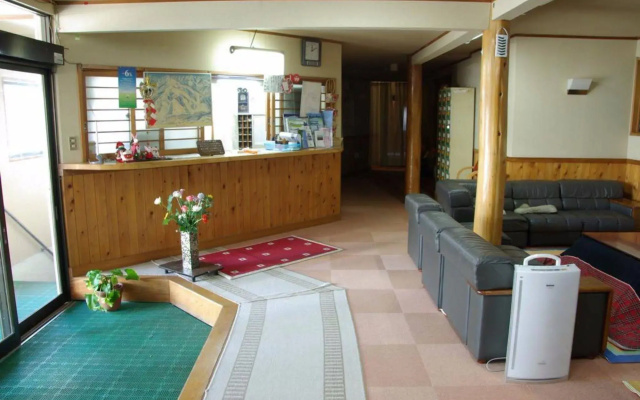 Hakuba Ski-Kan