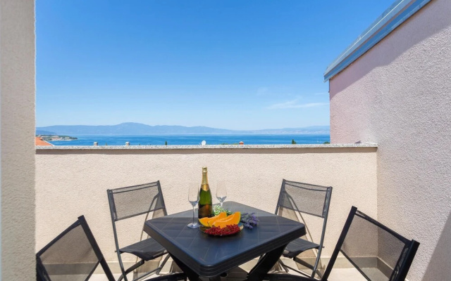 Stunning Apartment in Malinska With Wifi and 1 Bedrooms