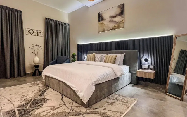Anthonian Suites