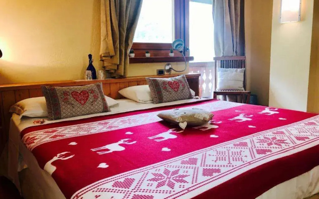 Shatush Hotel