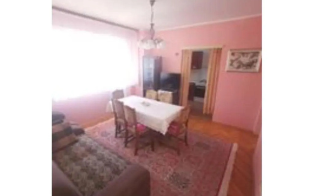 Apartment Marija 61 pax