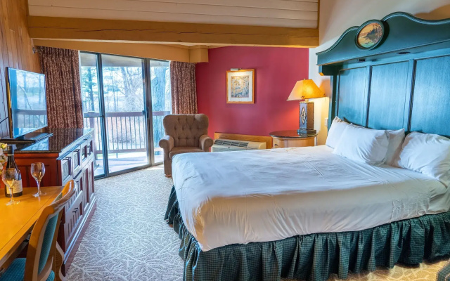 Lake Lawn Resort