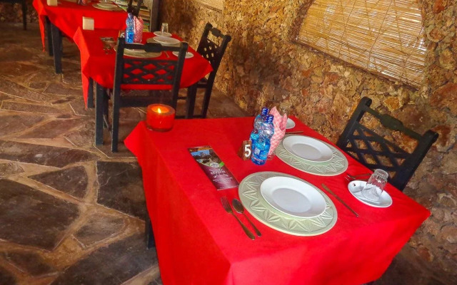 Lions House Boutique Hotel