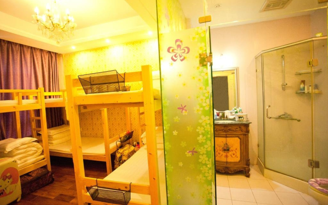 Shanghai Gangwan International Youth Hostel