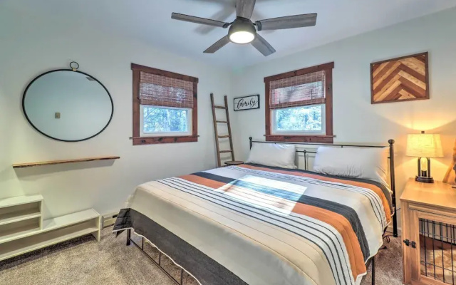 Hot Tub, Beach Access: Albrightsville Retreat!