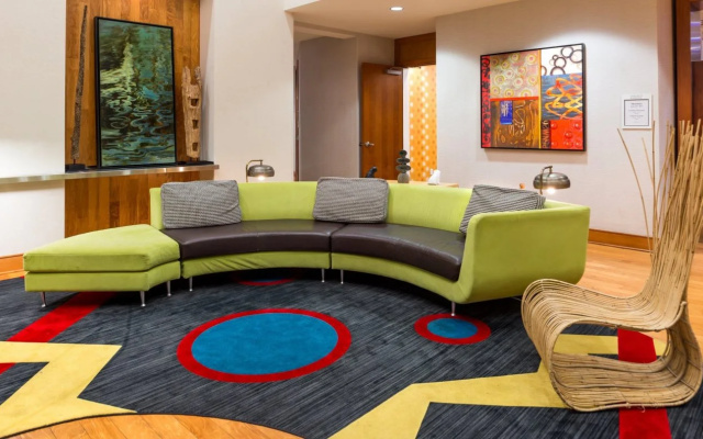 Hotel Indigo Columbus Architectural Center by IHG