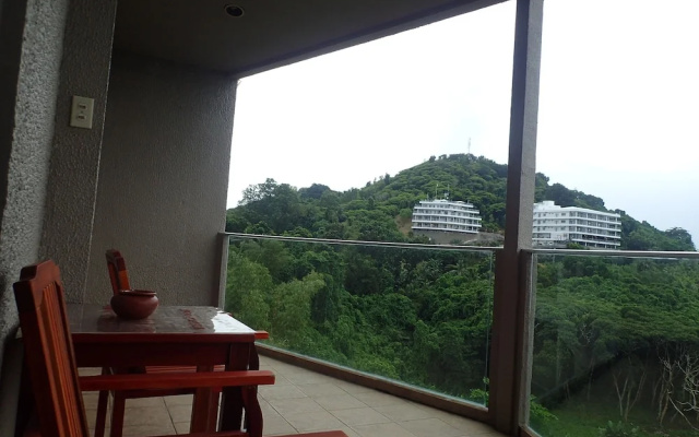 Cliffside Hotel