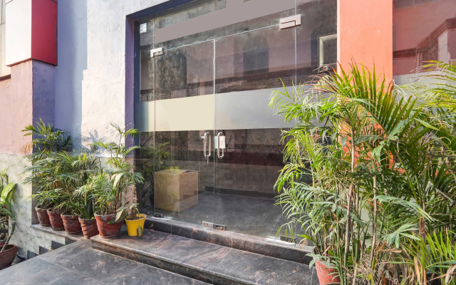 Collection O Maithli Marg Sector 55 Noida