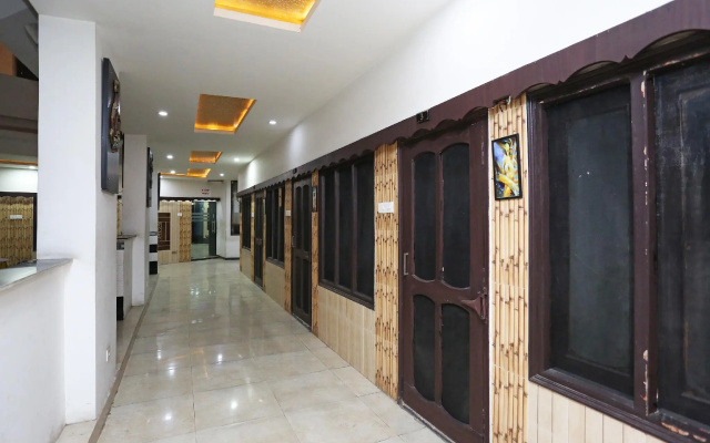 OYO 7128 Hotel Rama