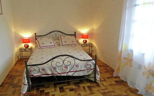 Holiday Home in Felines-minervois With Pool