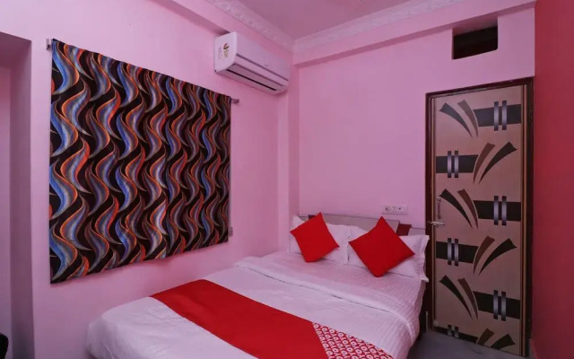 Karunamoyee Guest House By OYO Rooms
