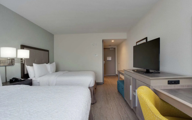 Hampton Inn & Suites Miami Wynwood Design District