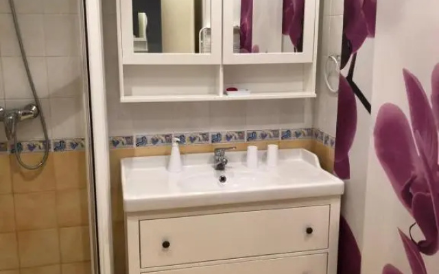 Appartement lumineux, avec balcon, à 200m de la plage