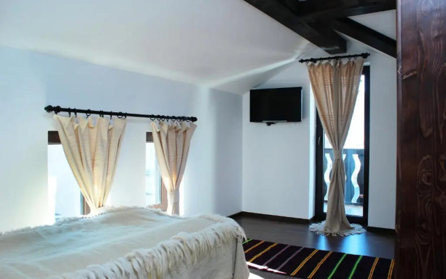 Topalovi Guest House