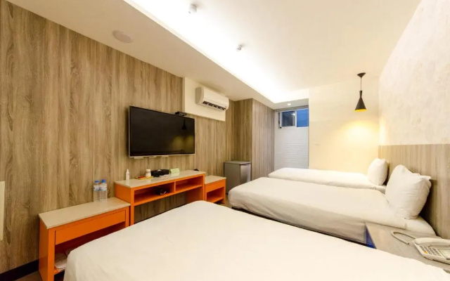 P&E Hotel