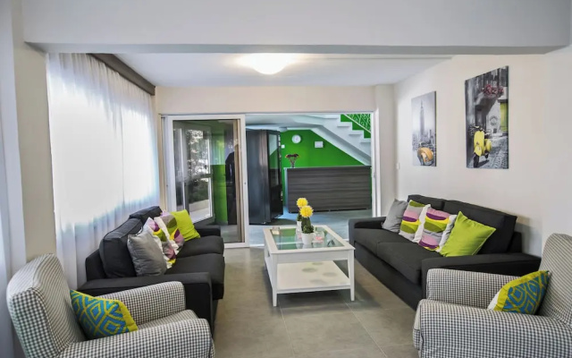 Ayia Napa Holiday Apartment So8