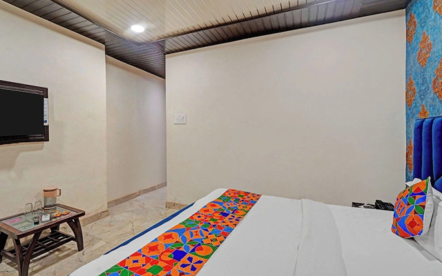 Fabhotel Vishal Residency