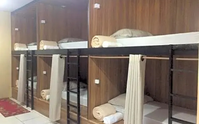 Brocker Hostel Pousada