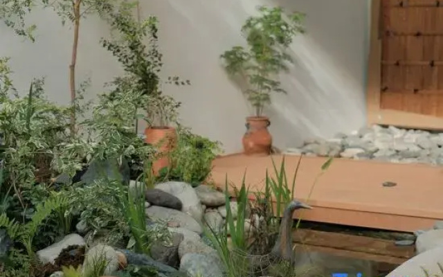 Shi Ji Li Season's Romance Romantic Garden Aesthetic Homestay (Dukezong Ancient City)