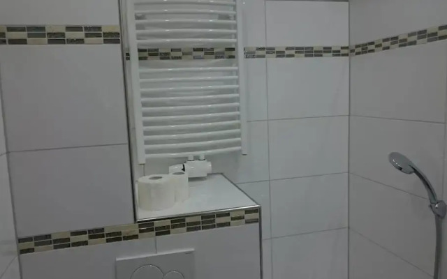 AVI City Apartments GoodHouse