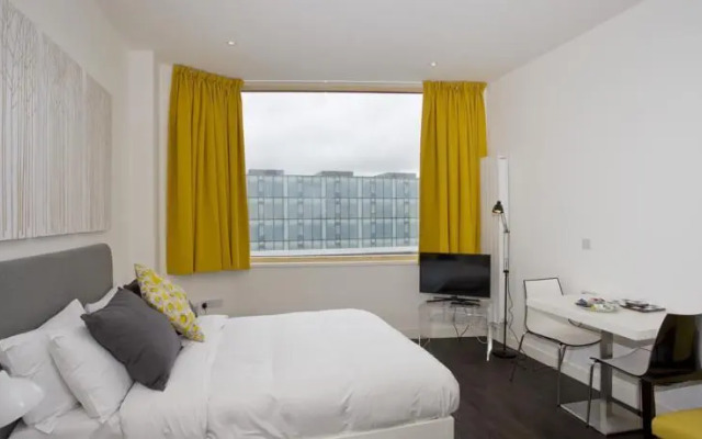 Hult Tower & Studios