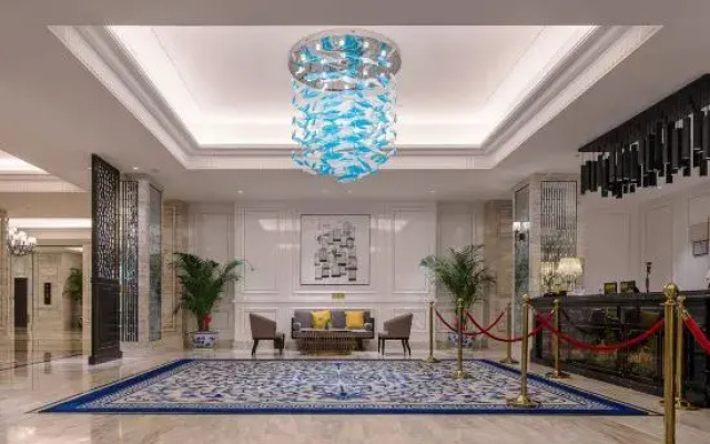 Victoria Hotel