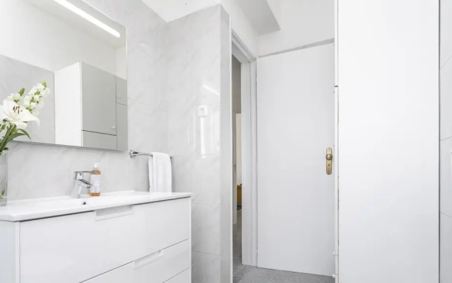 CheckinCheckout - City View Apartment