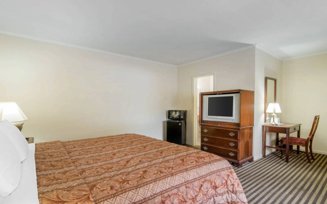 Rodeway Inn Kingston