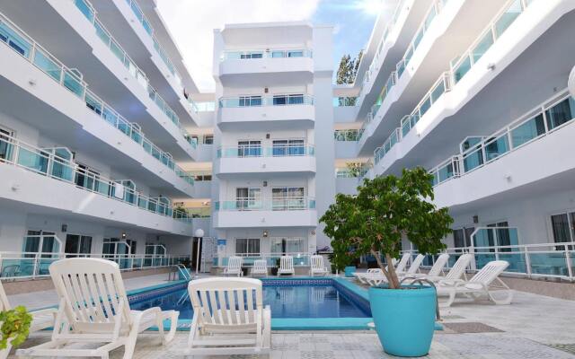 Отель Apartamentos Playa Sol I Испания, Ивиса - отзывы, цены и фото номеров - забронировать отель Apartamentos Playa Sol I онлайн вид на фасад