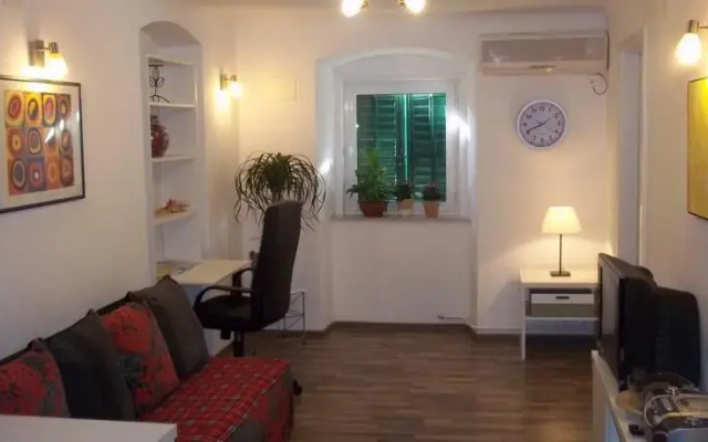 Apartment City