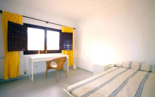 Rosal in El Tosalet With 5 Bedrooms and 3 Bathrooms