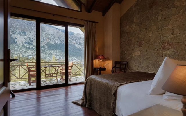 Aelia Parnassus Chalet
