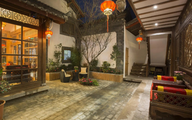 Lijiang Guiyuantianju Inn Branch1