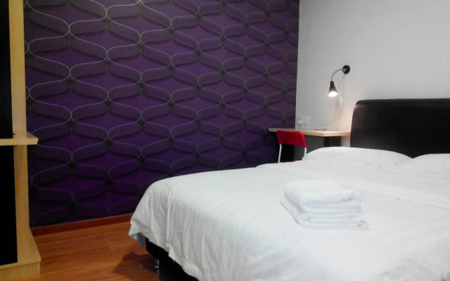 EV World Hotel Enstek near KLIA & KLIA 2