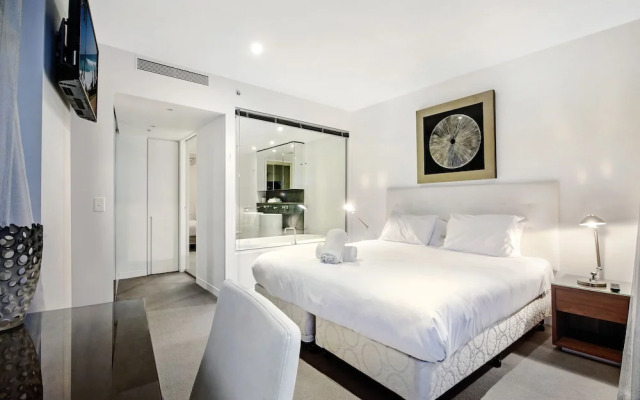 Oracle Broadbeach Apartments