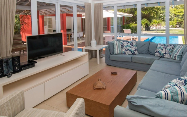 Quintas Private Residence
